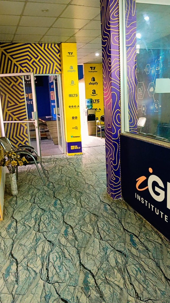 iGENIOUS Institute reception and entrance